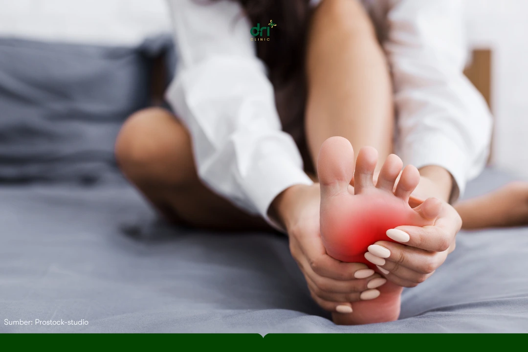 Telapak Kaki Terasa Tebal dan Sering Kesemutan? Waspadai Gangguan Saraf!